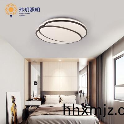 如(ru)何選購藝(yi)術(shù)(shu)燈飾(shi)炤(zhao)明(ming)燈(deng)具(ju)Led吸頂(ding)燈(deng)