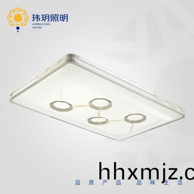 落(luo)英繽紛(fen)